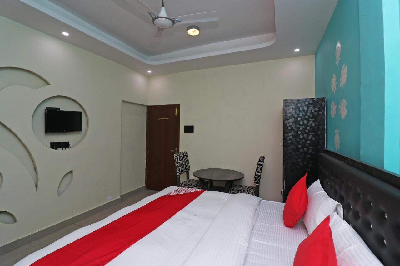 Oyo 62539 Hotel Shree Gopal Puri Room photo